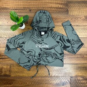 GYMSHARK NWT L power pullover cropped long sleeve workout top